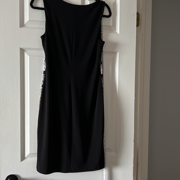 Worthington Sleeveless Dress! - Picture 2 of 7